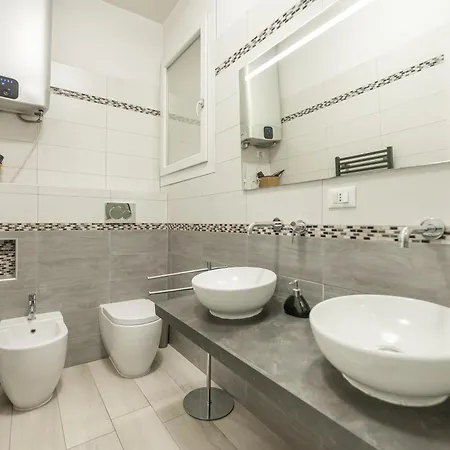 Roberto Flat Apartman Verona
